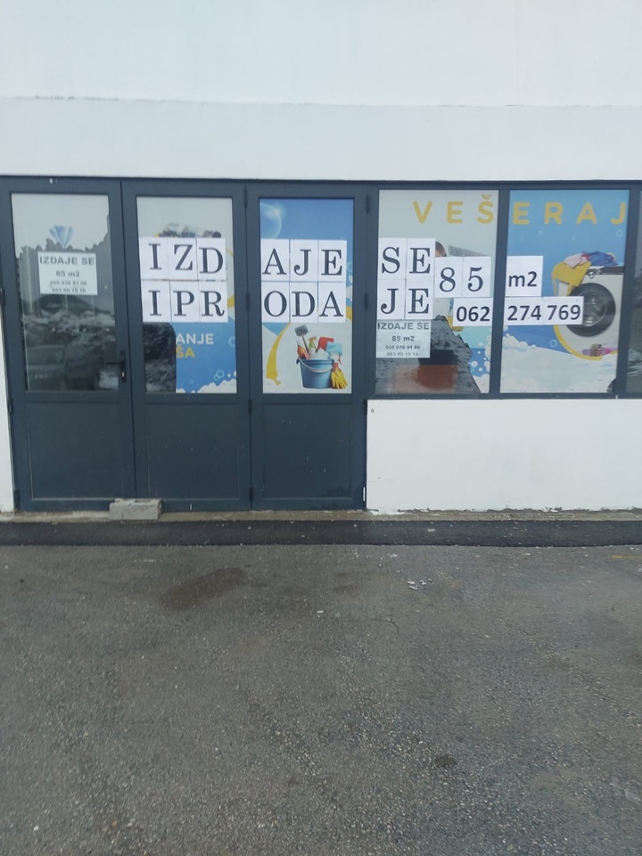 Prodajem ili izdajem lokal magacinski prostor na Zlatinoru (Autobuska stanica)