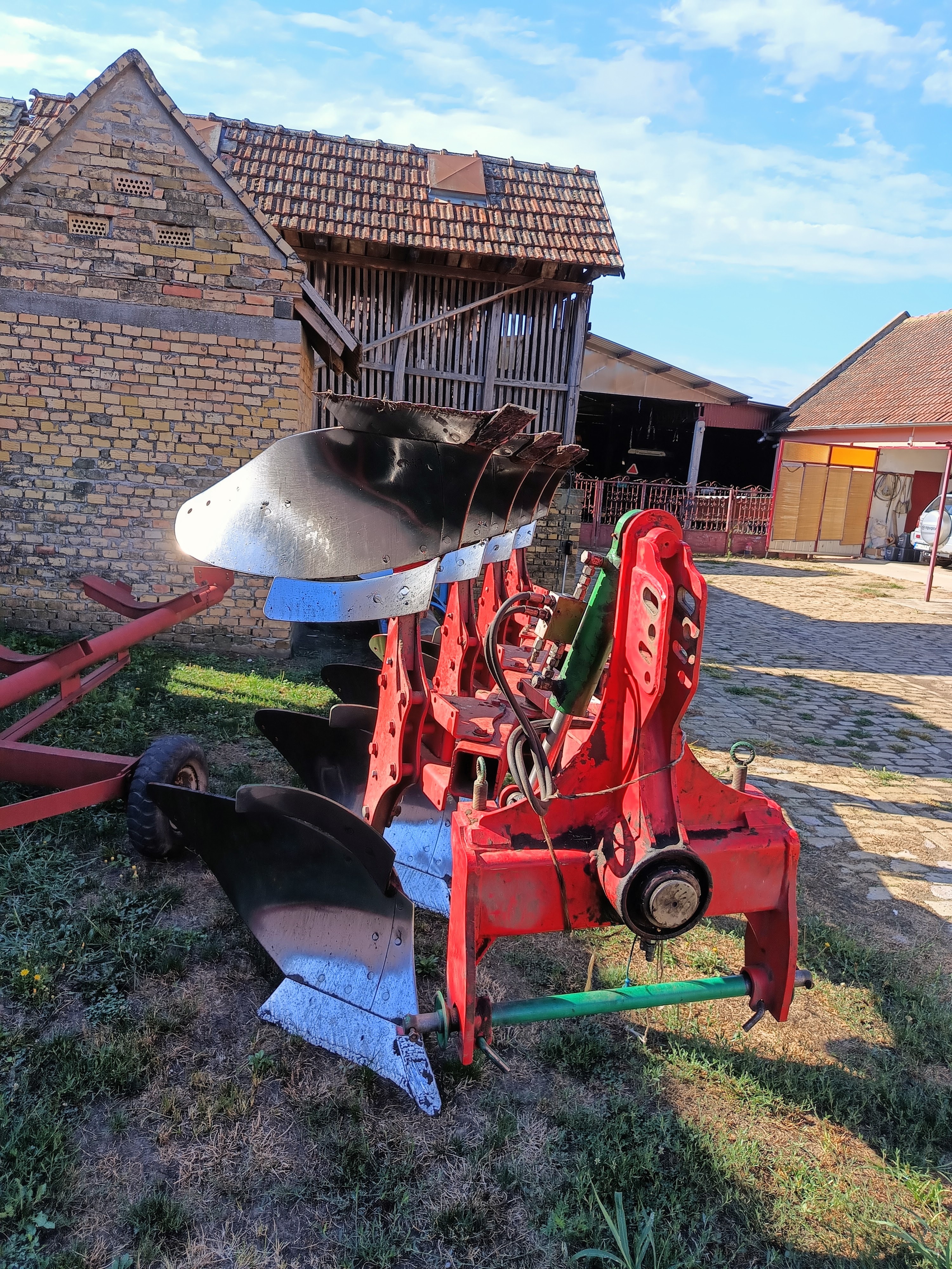 Plug obrtač 4 brazde