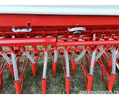 Univerzalna sejalica Moreni